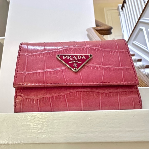 Prada Pink Crocodile 6 Key Holder Wallet - Picture 13 of 14